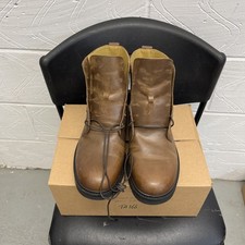 Solovair Men’s Six Eyeley