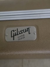 Gibson Les Paul 100th Anniversary Gold Hard Shell Case
