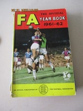 THe Official FA Yearbook 1961-62
