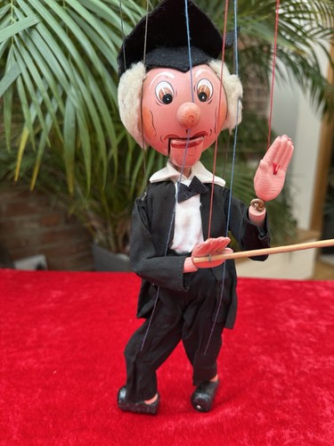 Pelham puppet type school - puppet,