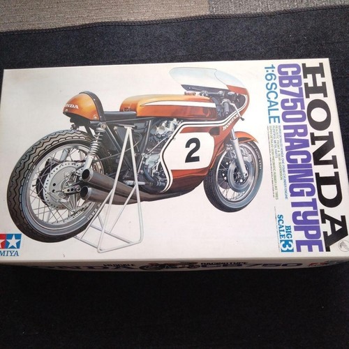 Tamiya honda cb750 racing - tamiya,