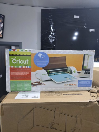 Cricut mini cutting machine - cricut,