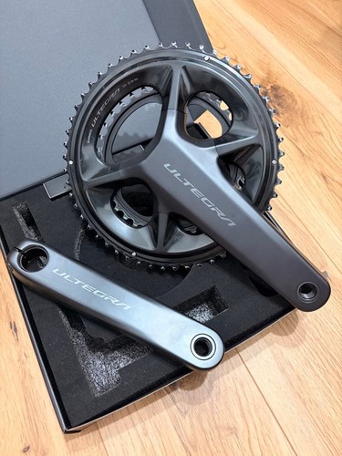 Shimano ultegra r8100 4iiii - shimano,
