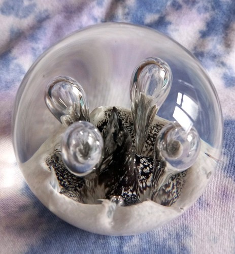 Caithness glass paperweight - paperweight,