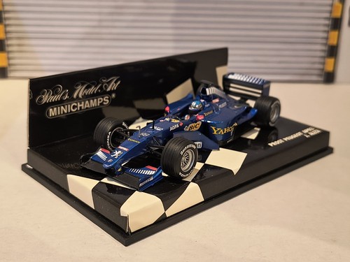 Race car prost peugeot 14 - f1,