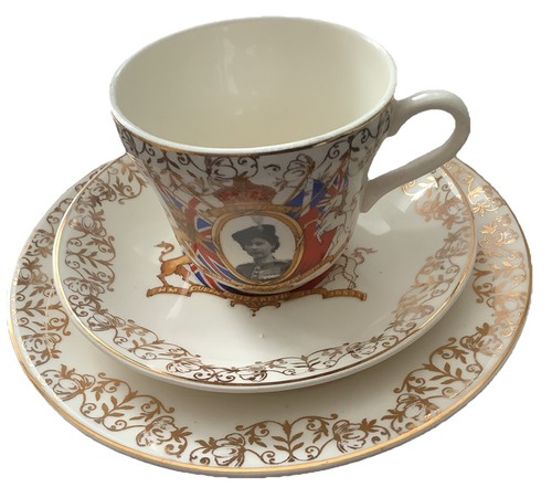 Vintage 1953 coronation - 1953, tea