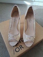 Elegant women's party heels in