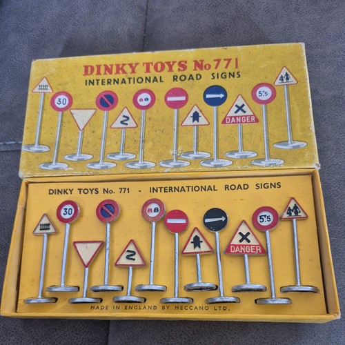 Dinky toys 771 - dinky,