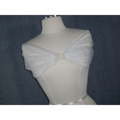 Detachable off shoulder tulle
