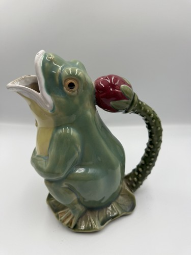 Vintage majolica frog - frog, /