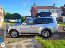 *Hire only* Large 470L Halfords Advanced Jet Black Roof Box