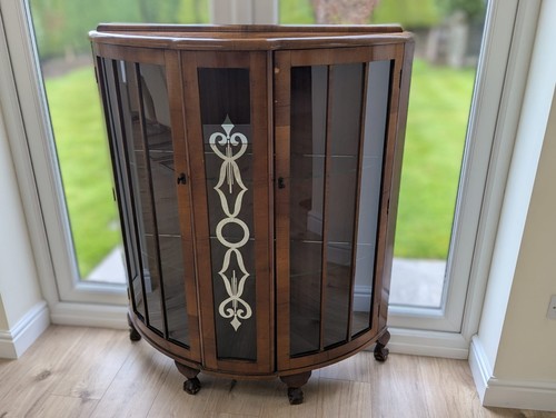 Lovely vintage wooden bowed
