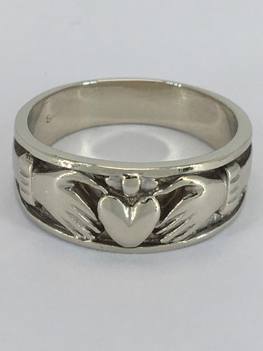 14k white gold 5mm claddagh - gold, 8.5mm
