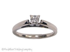 14k White Gold .20 Ct Princess