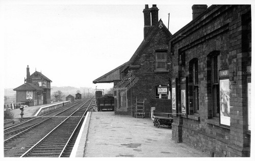 Sedgebrook train station - train,