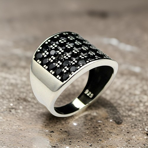 Black onyx men - onyx, in