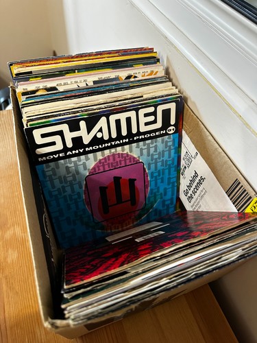 Job lot listed - lot, singles