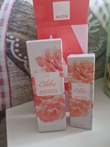 Avon celebre eau - avon,