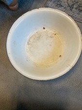 Vintage Round 12 inch White Metal Enamel Bowl Wash Sink Tub Garden Planter