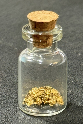 Gold nuggets treasure - nuggets,