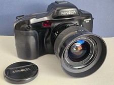 Minolta Dynax 7xi  Film camera 28-70mm lens