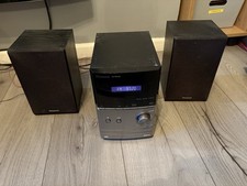 Panasonic SA-PM200 CD USB AM/FM Stereo System with Speakers and Remote Control