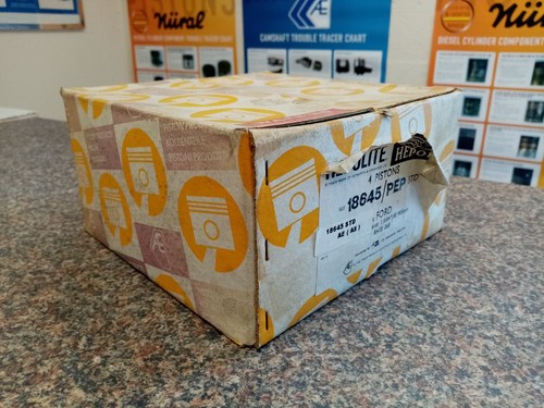 Ford escort 1100 piston set - escort,