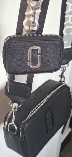 The marc jacobs cross over