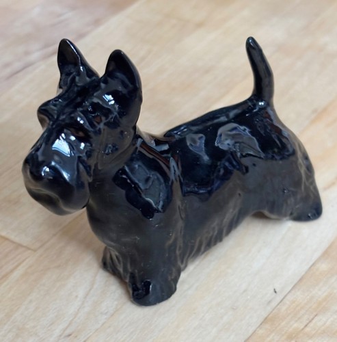 Beswick black scottish terrier - black,
