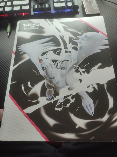 Pokemon binder collection - pokemon,
