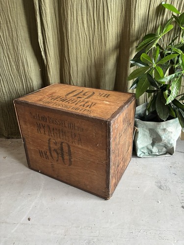 Vintage wooden tea caddy - vintage,