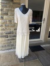 CATTIVA New York Ivory floral appliqué midi dress size  10/12 Stunning Vintage