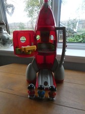 ELC Happyland Red Rocket Lights & Sounds 3 Toy Space Figures