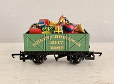 Hornby R6825 OO Gauge 7 Plank Wagon Christmas 2017 *Unboxed*