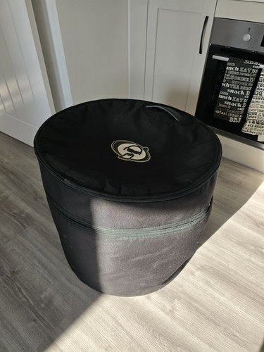 Protection racket bass drum - protection,