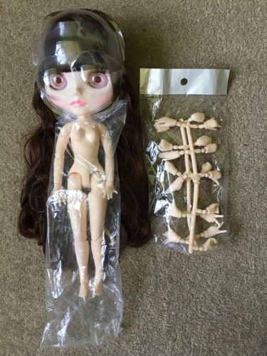 Neo blythe doll brunette - doll,