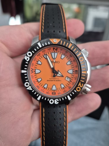 Seiko land monster orange