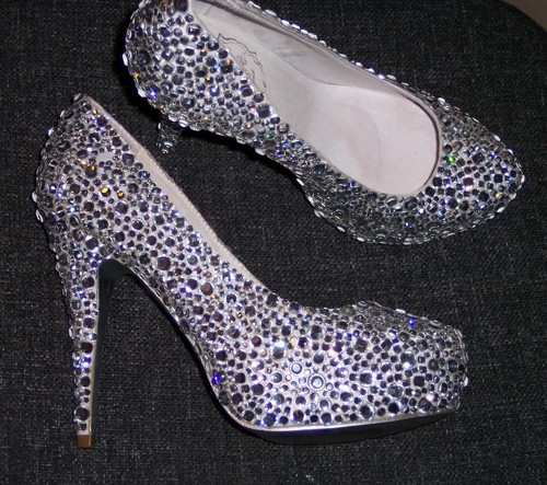 Made with swarovski crystal - made,