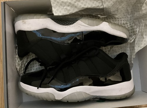 Jordan low space - 11, jam