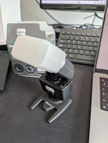Nissin i40 shoe mount flash - shoe,