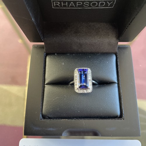 Aaaa top grade tanzanite - grade, and