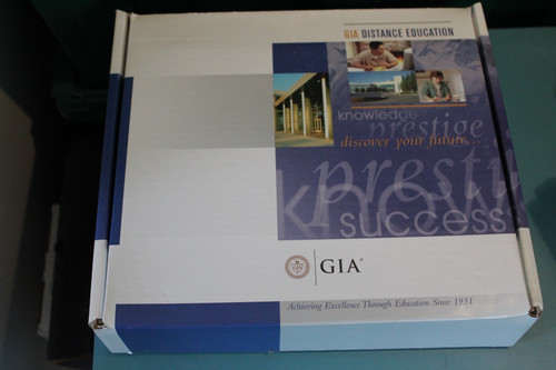 Gia diamond essentials course - essentials,
