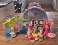 DISNEY CINDERELLA SLEEPING
