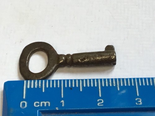 Small little old antique - small,