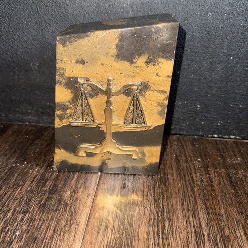 Scale justice tiger eye - scale,