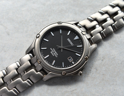 Seiko titanium black dial - titanium,