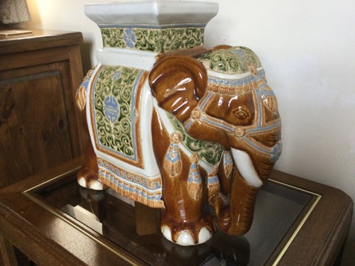 Vintage large asian ceramic - large,
