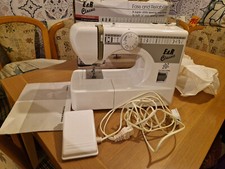 VINTAGE E& R CLASSIC KPN 400 SEWING MACHINE WITH FOOT PEDAL & INSTRUCTIONS