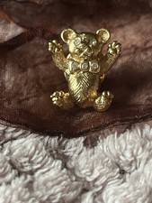 Vintage Ballou Reg’d Gold Tone Bear Brooch Pin With Diamond Eyes And Bow