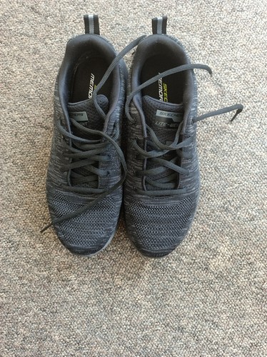 Sketchers track front - front, runner